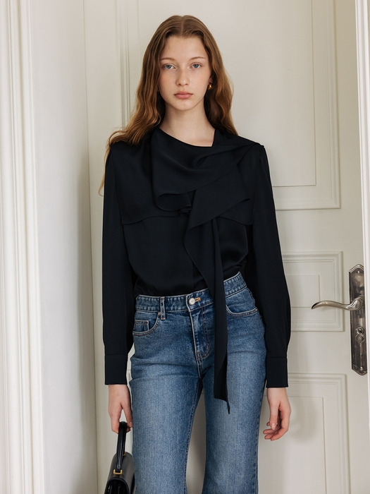 Willa Cape Tie Blouse