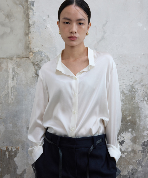 Vintage Collar Silk Shirt Beige