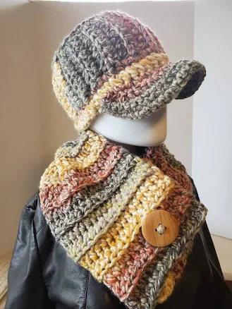 Crochet Cowl Scarf with Matching Hat