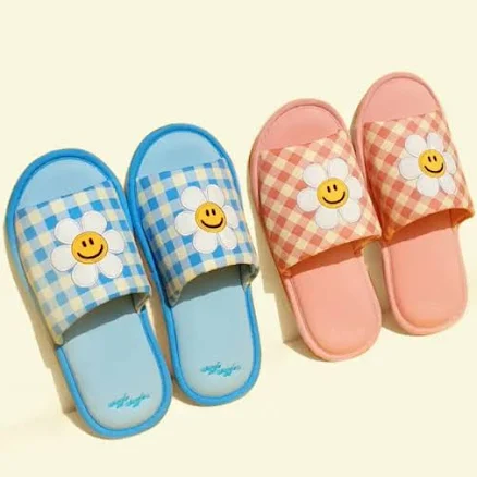 Wiggle Wiggle Home Slippers