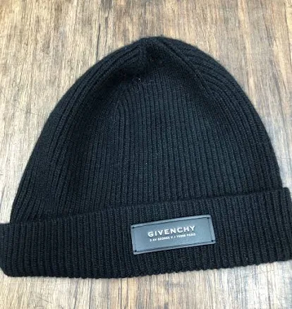 Givenchy Women's Ribbed Wool Beanie