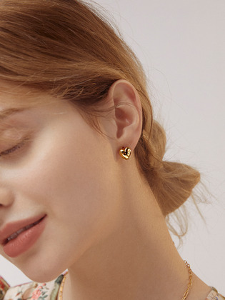 Bebe Heart Earring