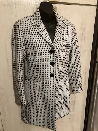 Vintage Women’s Coat Size 6 Black And White Checkered Wool Dalia Brand