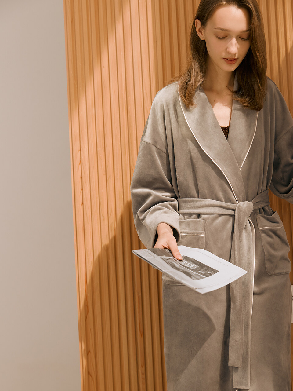[Comfort] Shawl Collar Velour Robe
