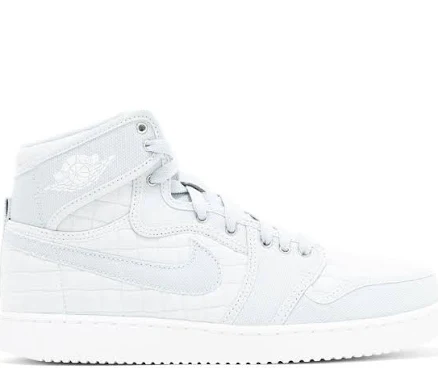 Nike Air Jordan Men's 1 KO High OG Shoe