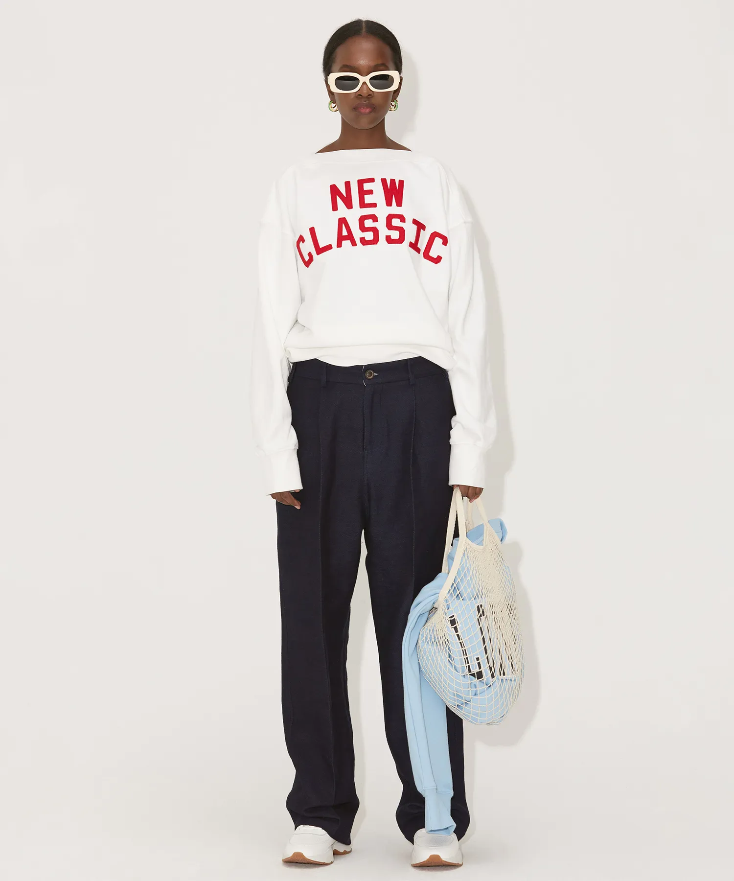 BOAT NECK NEW CLASSIC SWEATSHIRT WHITE