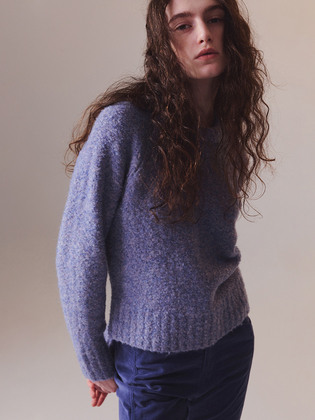 Color Blended Round Knit
