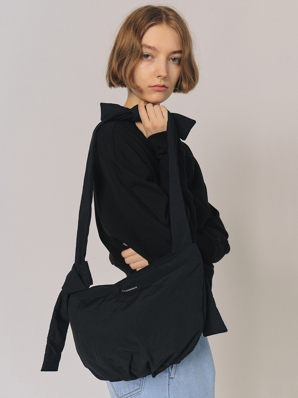 Wrinkle Middle Bag [Black]