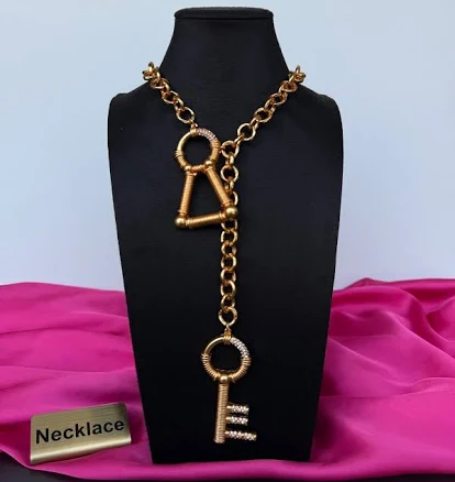 Rare Schiaparelli Gold Keyhole Chain Necklace. With Box And Dust Bag.