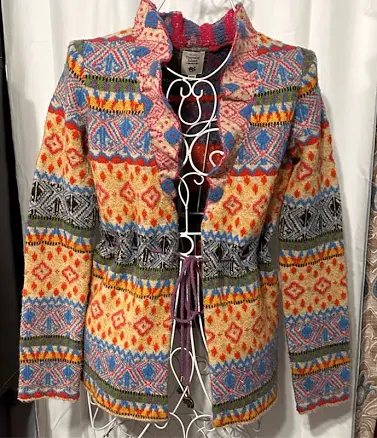 Nice Women Thursday Island Wool Blend Cardigan With Elephant Accent