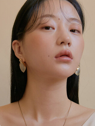 Ball Acorn Earring