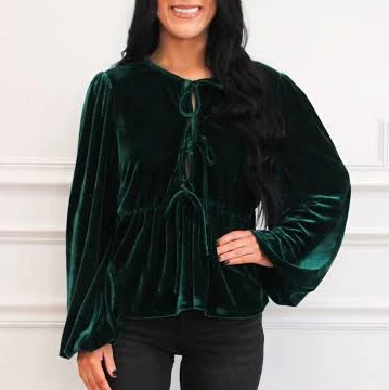 Bella and Bloom Boutique Sweetest Kiss Bow Top