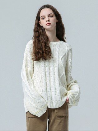 Unbalance Cable Knit Top