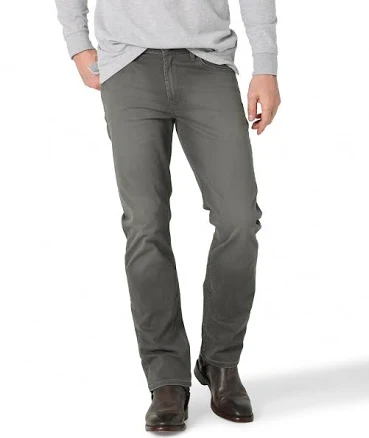 Wrangler Men's Straight Fit Stretch Jean