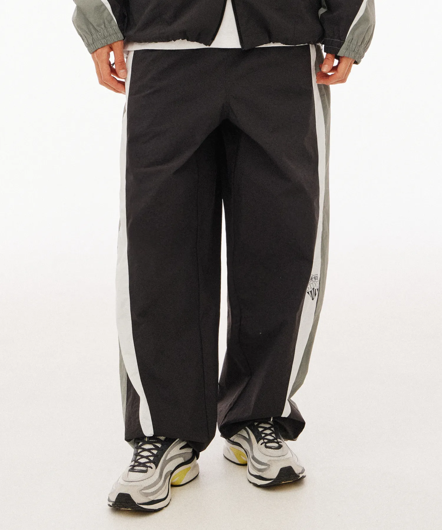 Color Block 93 Sporty Pants_Charcoal