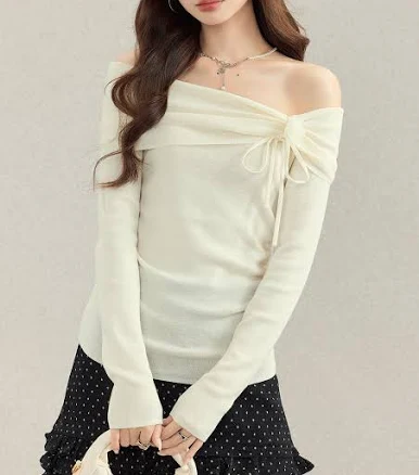 ITZY Off-Shoulder Ribbon Knit Top
