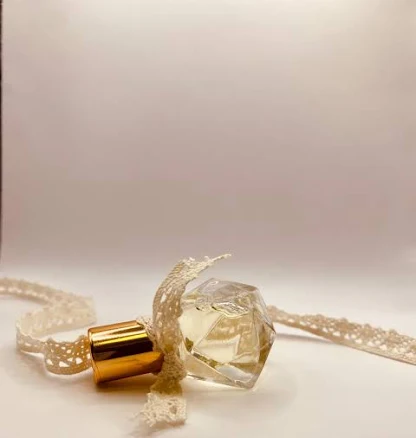 La Vie Est Belle Perfume