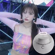 Crescent Moon Bold Chain Choker - Silver