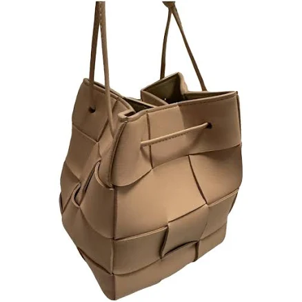 Woman Bottega Veneta Cassette Small Intrecciato Leather Bucket Bag