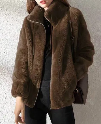 Women's Reversible Fleece Zip-Up Jacket with Faux Fur