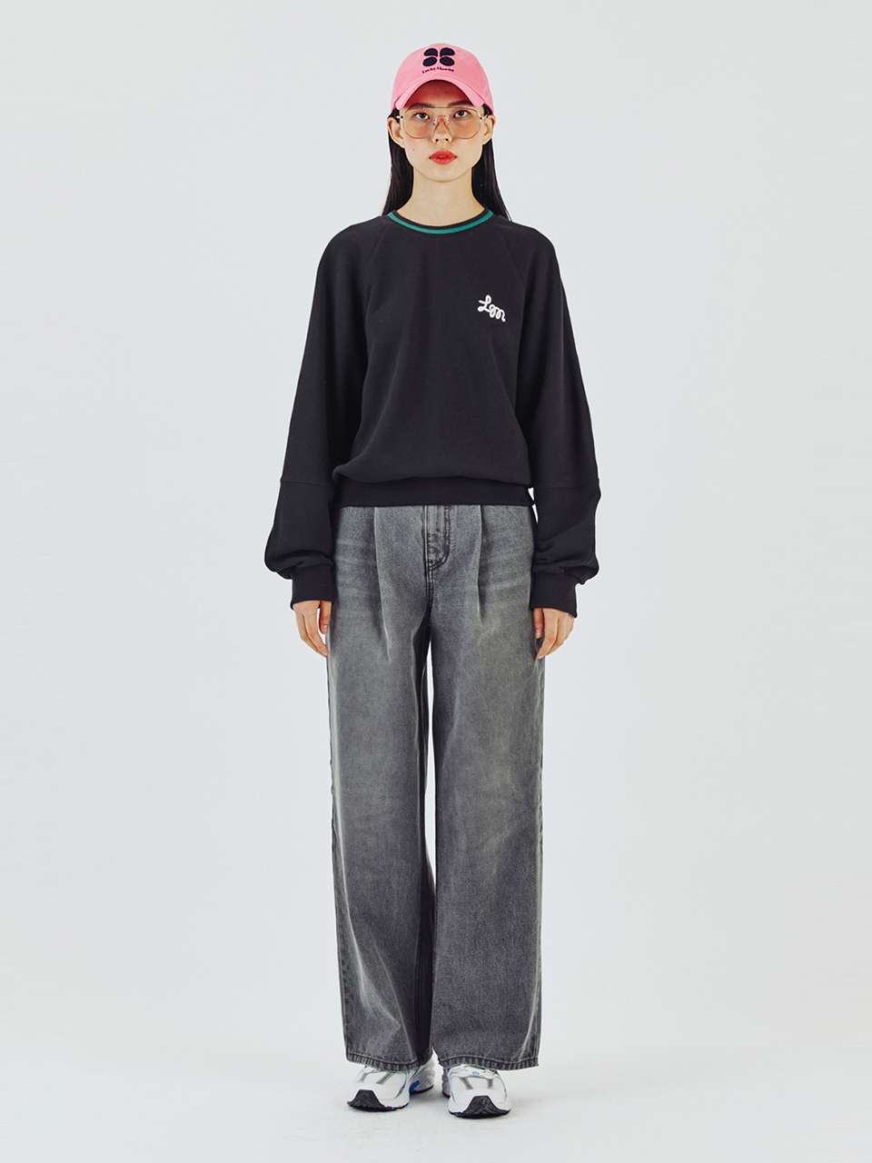 Tuck Wide Denim Pants