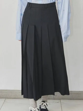 W Concept SY2C Stripe Pleats Long Skirt