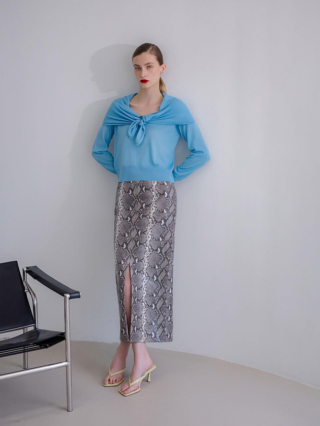 A Scarf Tie Knit