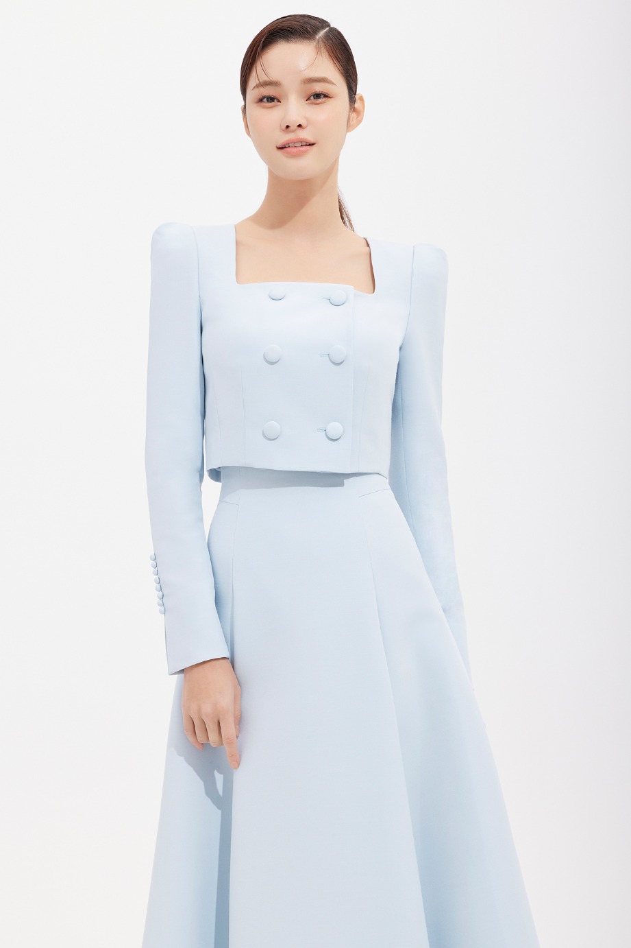 WOOL SILK SQUARE NECKLINE CROP JACKET