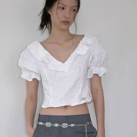 OVERDUE FLAIR RUFFLE JACQUARD BLOUSE 2 colors WHITE
