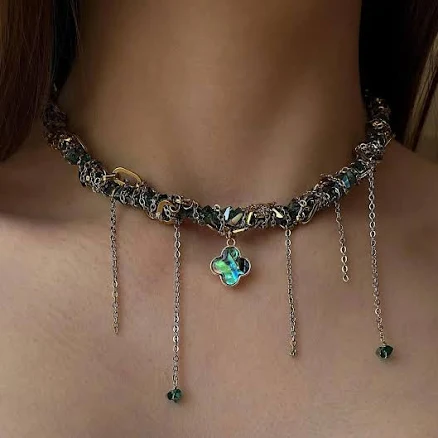 Clover Crystal Choker Necklace