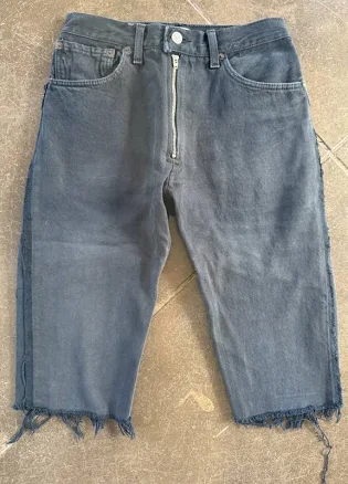 Women’s Re/done X Levi’s Black Denim Jean Knee Length Boy Shorts Size