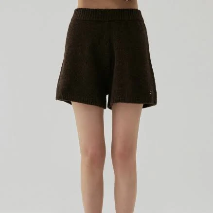 CLOVE Wool Knit Shorts