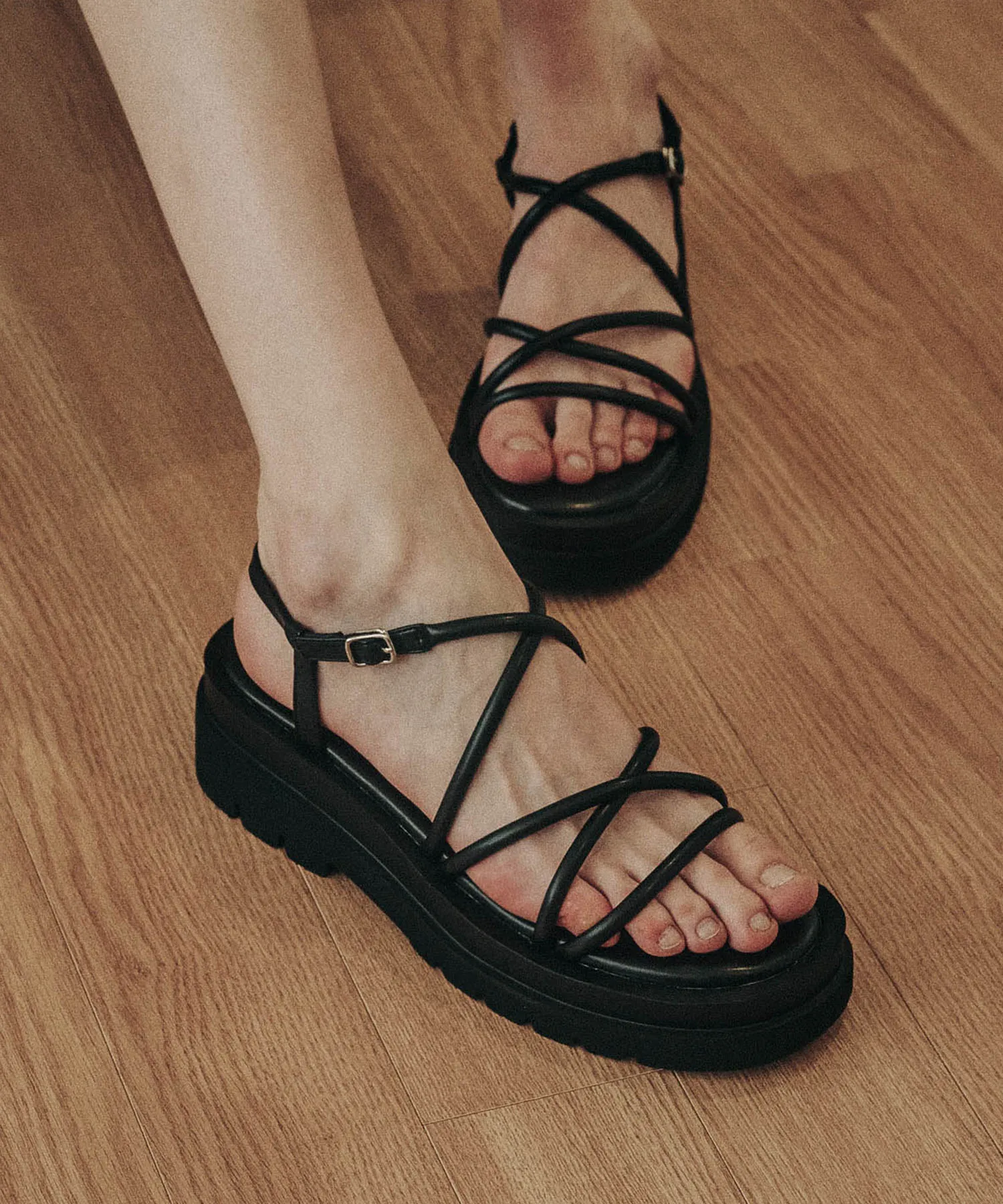 Soft Foam Slim Curve Strap Sandals 412424011 (6cm/3 colors)
