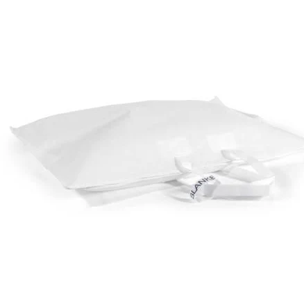 FOH RGB004BET84 19.25" W x 30.5" D White Plastic Blanket or Pillow Bag