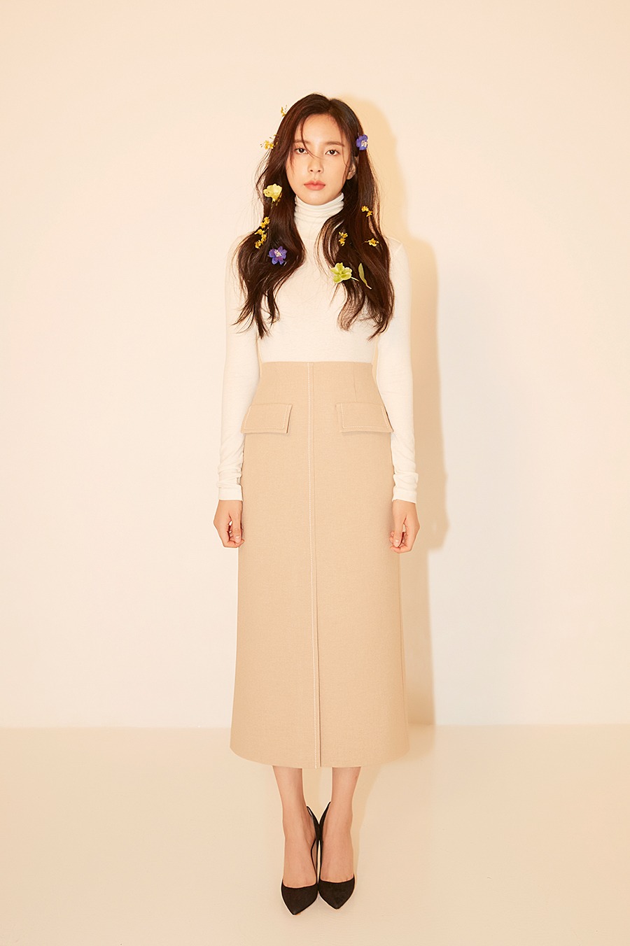NO.3 SKIRT - BEIGE