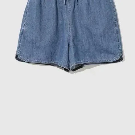 AND YOU Drawstring Denim Shorts