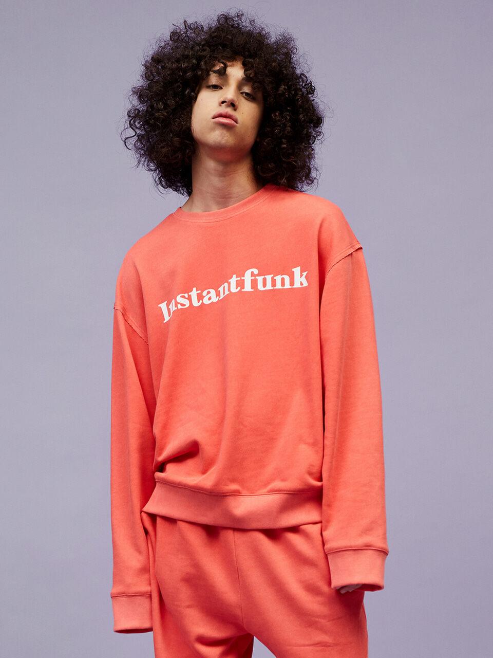 Faded Logo Sweatshirt_Red