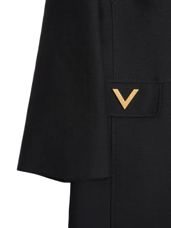 V Logo Cape