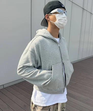 ATTENTIONROW Edition8. Diamond Sweat Two-Way Crop Hoodie Zip-Up