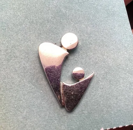 Mother And Child Silver Tone Color Lapel Pin