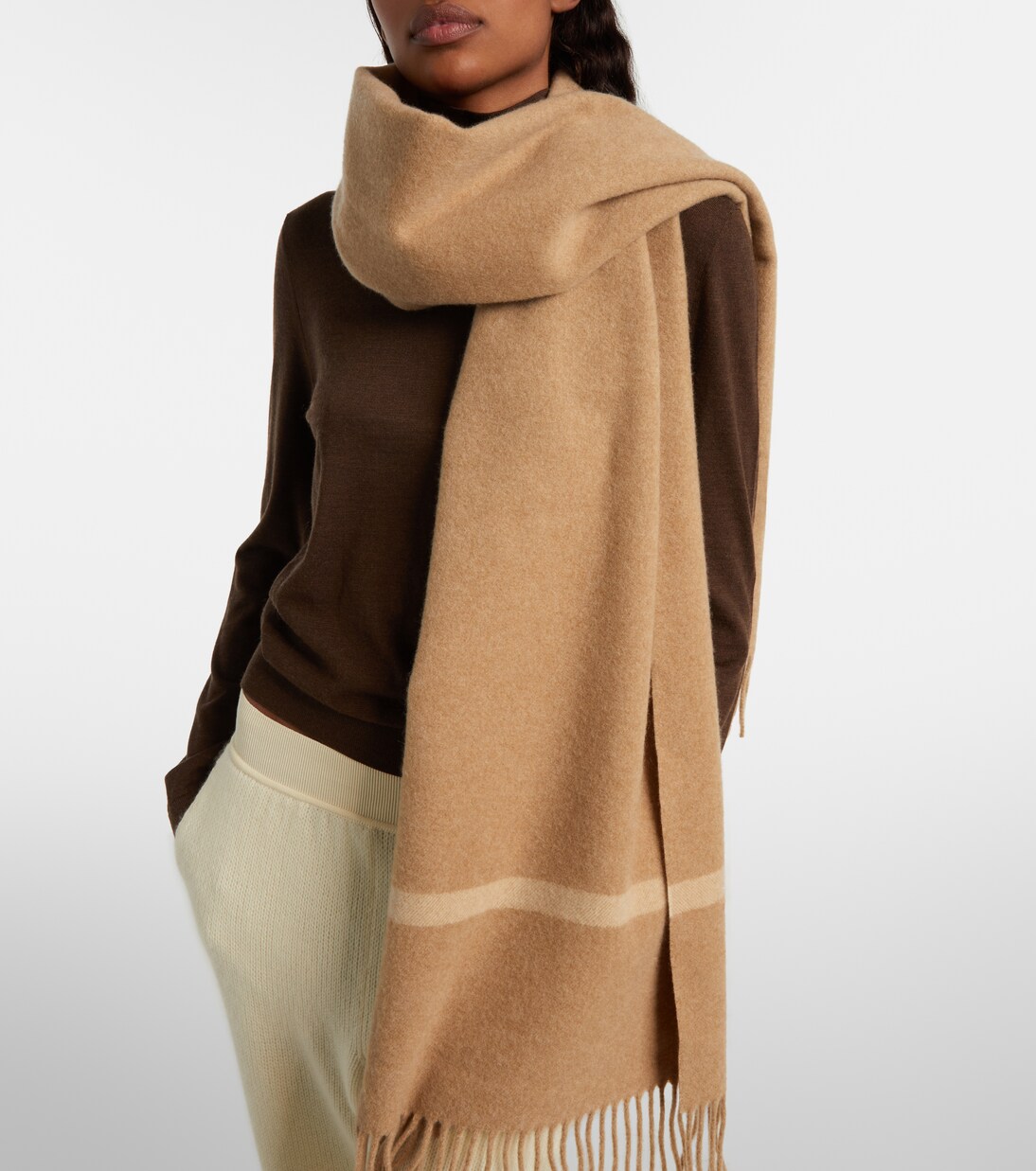 Opera Cashmere Scarf (Golden Beige)