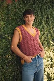 Cable Vest (Knit)