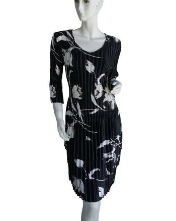 Women's Mini Pleat Satin Dress 3/4 Sleeves Expandable One Size Fits S-XL