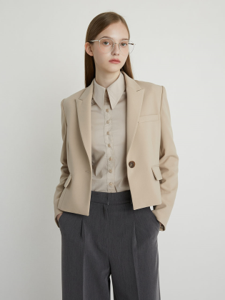 Cropped Tailored Short Jacket