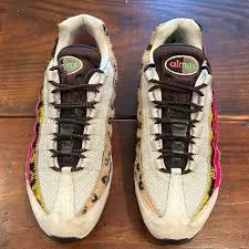 The Nike Air Max 95 Daisy Chain W